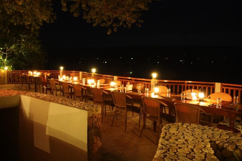 แมจิก ไอส์แลนด์ ไดฟ์ รีสอร์ต Hotel โมอัลโบอัล ภายนอก รูปภาพ